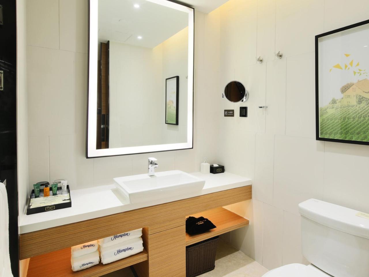 Hampton By Hilton Zhuhai Cheng Feng Plaza Exteriör bild