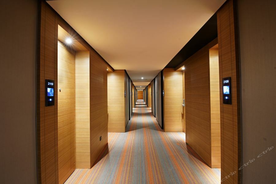 Hampton By Hilton Zhuhai Cheng Feng Plaza Exteriör bild